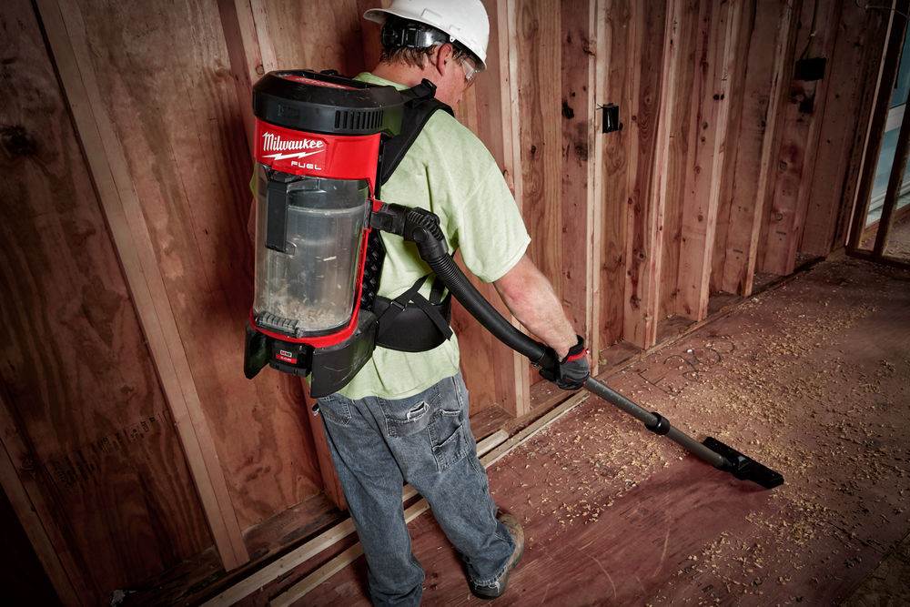 Milwaukee M18 FBPV - Aspiratore spalleggiato a batteria Fuel, solo corpo