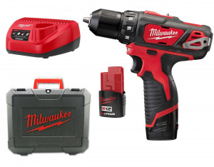 Milwaukee M12 BDD-202C, trapano avvitatore 12V compatto, 2 batterie da 2Ah